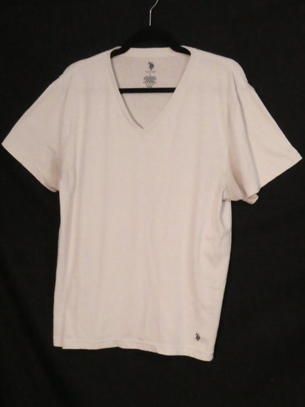 U.S. POLO ASSN Classic Men's V-Neck T-Shirt Tee Off White - Size Large
